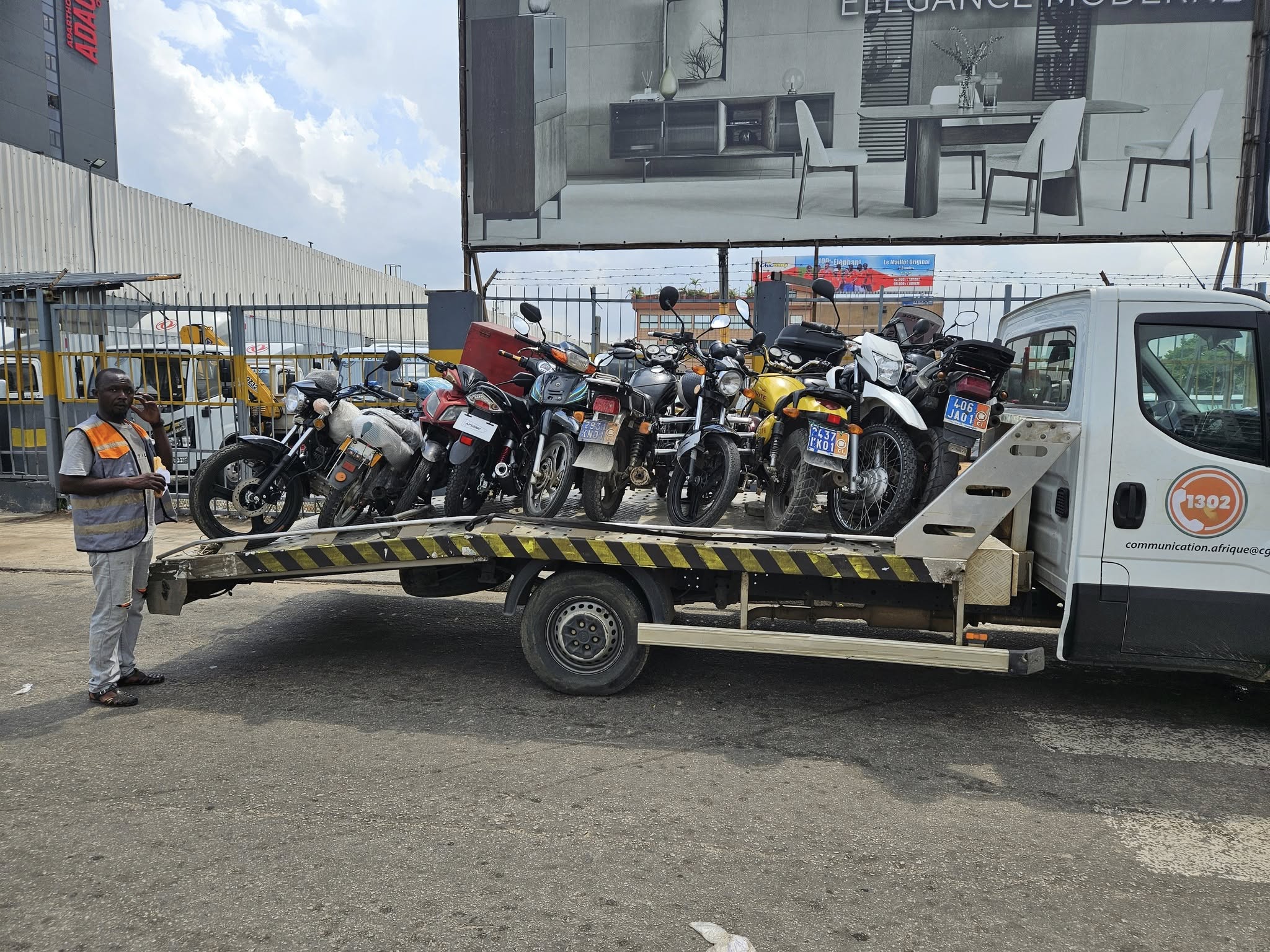 interdiction-des-motos-et-tricycles-sur-le-boulevard-felix-houphouet-boigny-ex-vge
